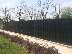 Traditional fencing wpc Alu slats B hollow 115X10mm wholesale garden private fence panel